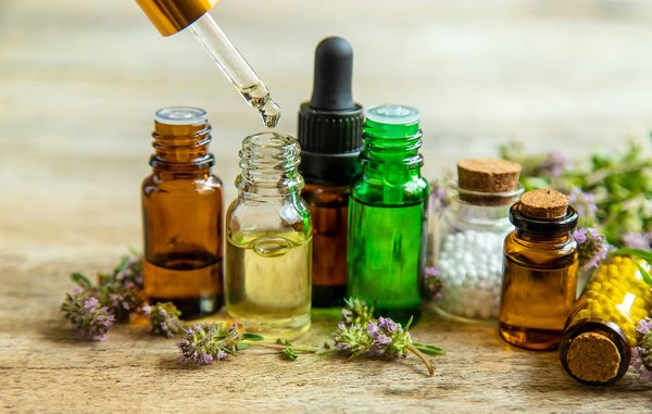 Les bienfaits des huiles essentielles en aromathérapie